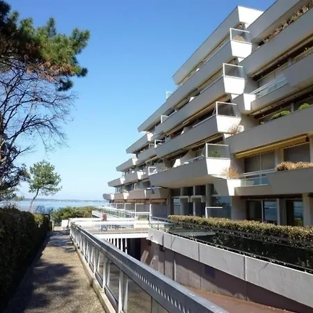 Appartement - Les Abatilles - Plage Des Arbousiers - T4 De 110m2 En Duplex Avec Echappee Bassin Et Parking Securise 1 *