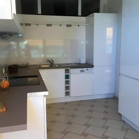 - Les Abatilles - Plage Des Arbousiers - T4 De 110m2 En Duplex Avec Echappee Bassin Et Parking Securise 1 Appartement
